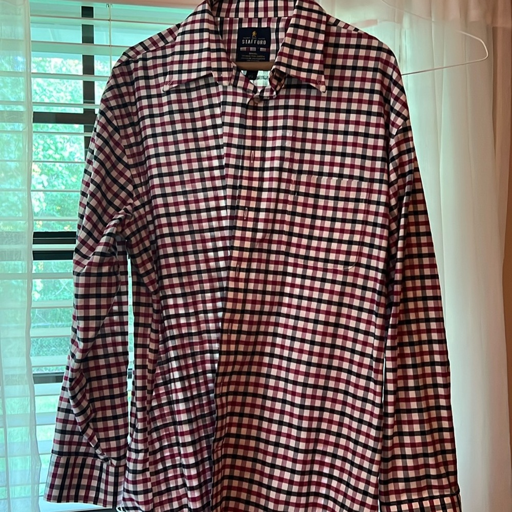 Stafford 17.5 34-35 Oxford dress shirt.  Color: Navy and burgundy.